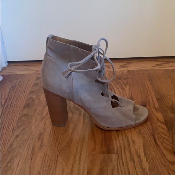 Frye lace up heeled booties - Picture 3 of 4
